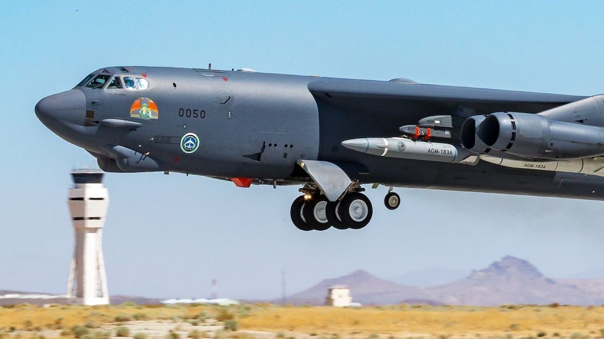 Americký program hypersonických střel provázejí problémy kvůli spěchu